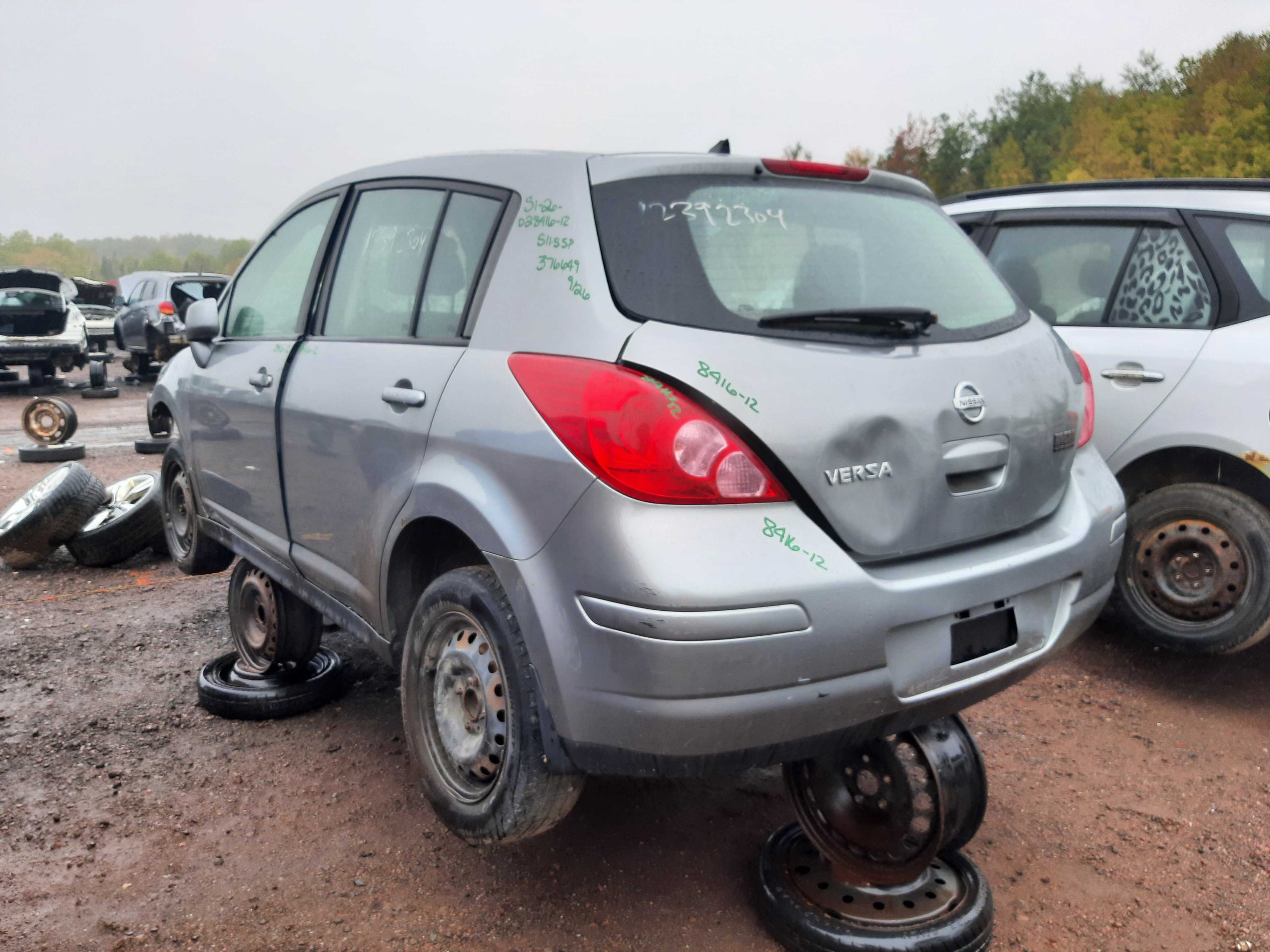 NISSAN VERSA 2012