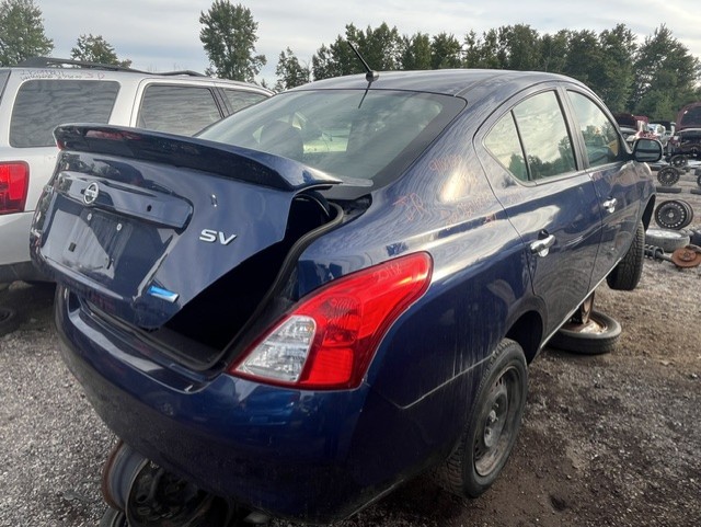 NISSAN VERSA 2013