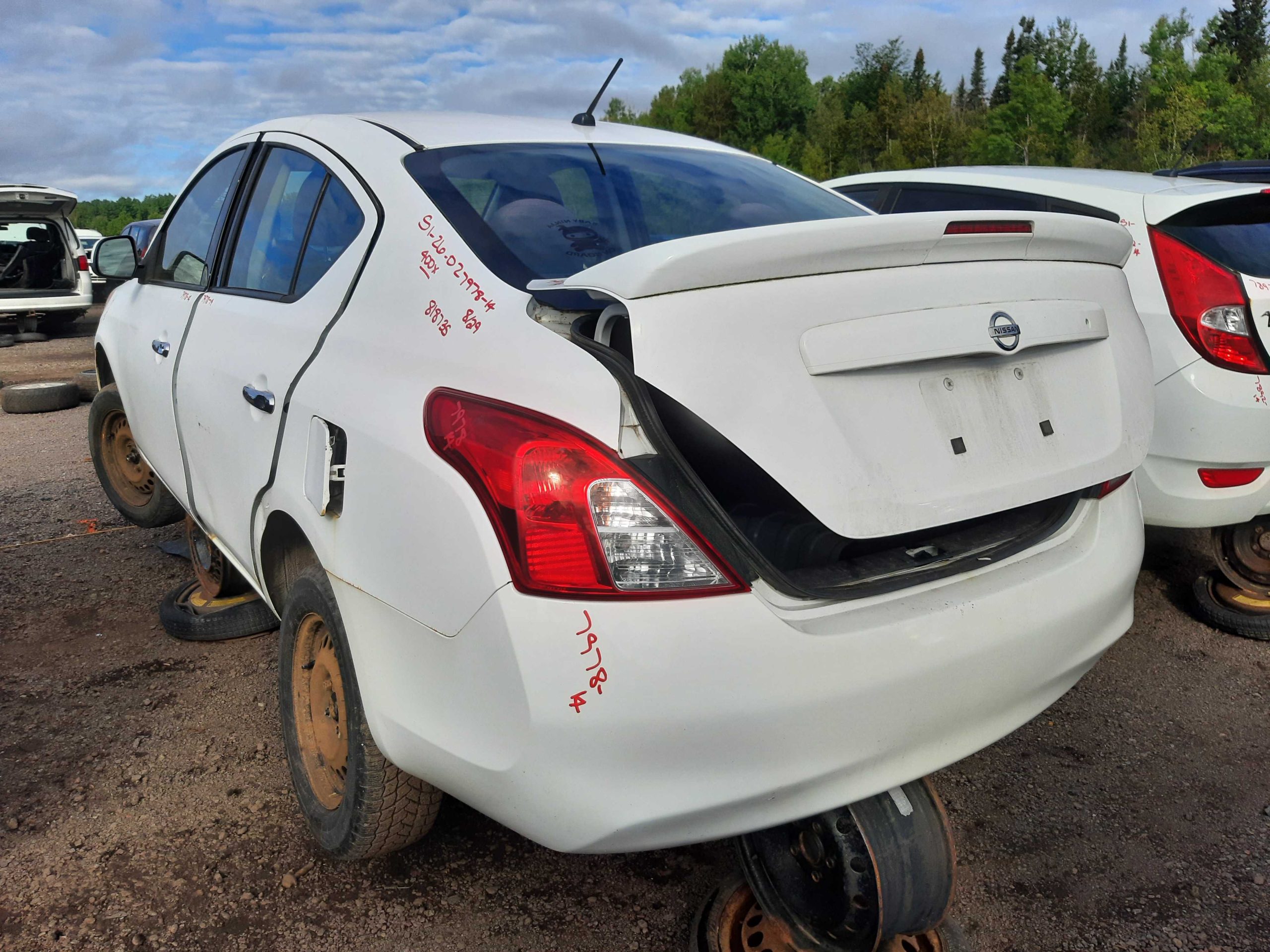 NISSAN VERSA 2014