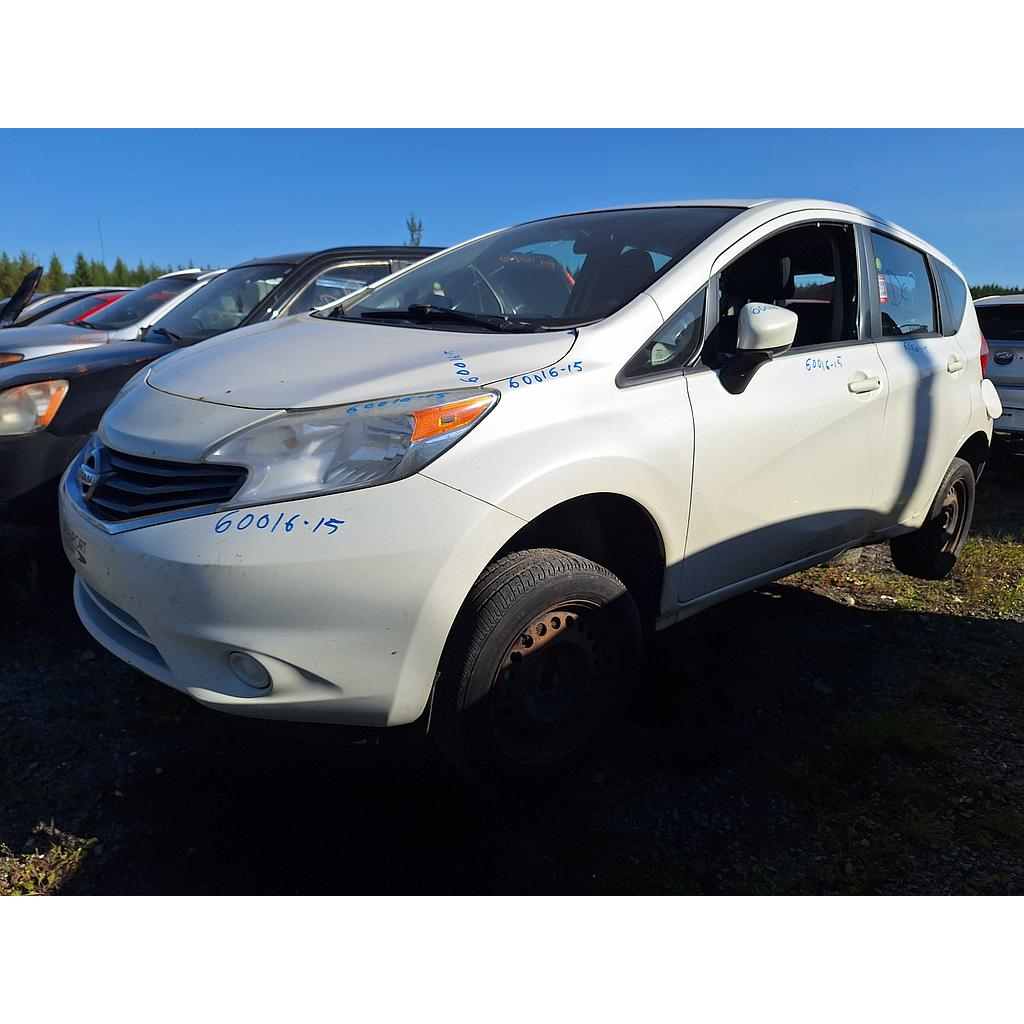 NISSAN VERSA 2015