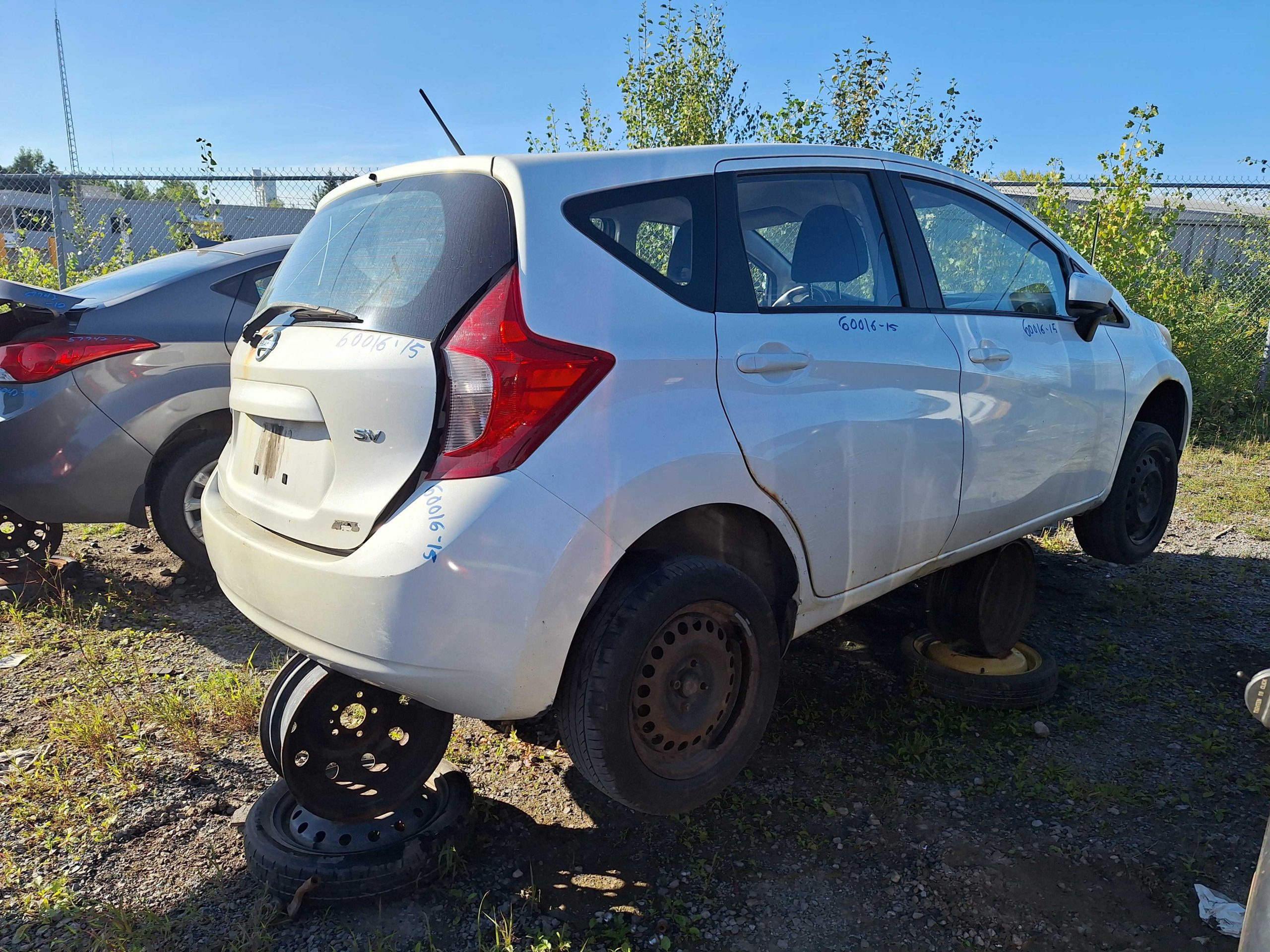 NISSAN VERSA 2015