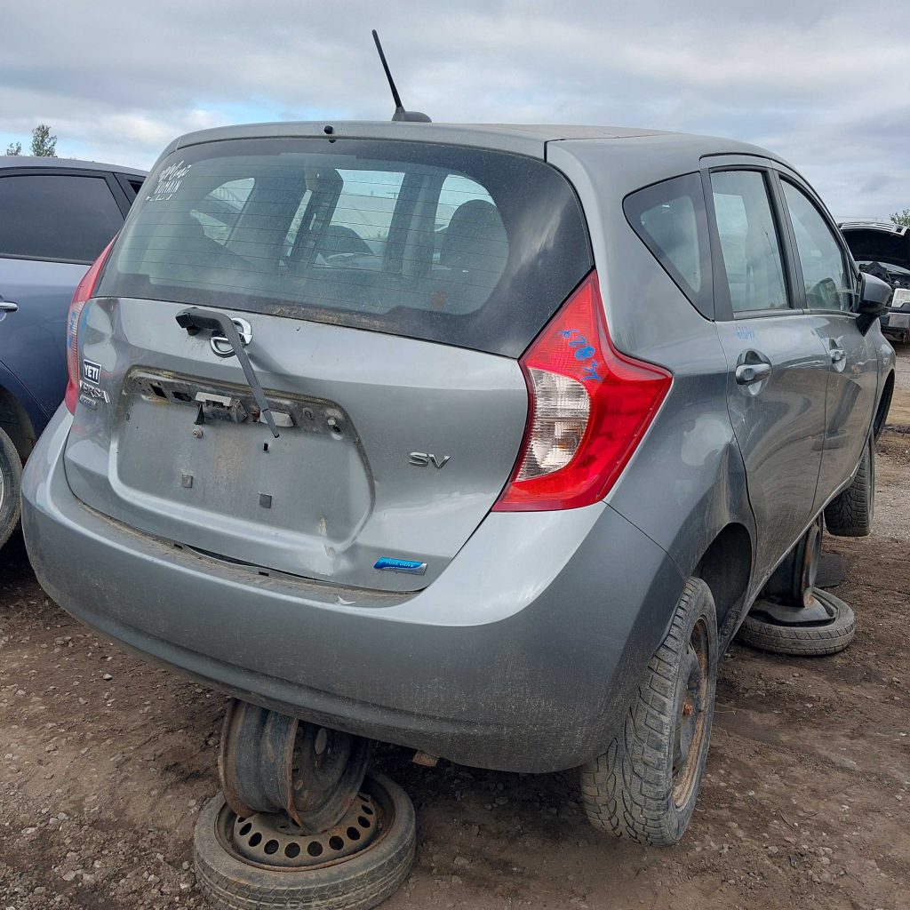 NISSAN VERSA 2015