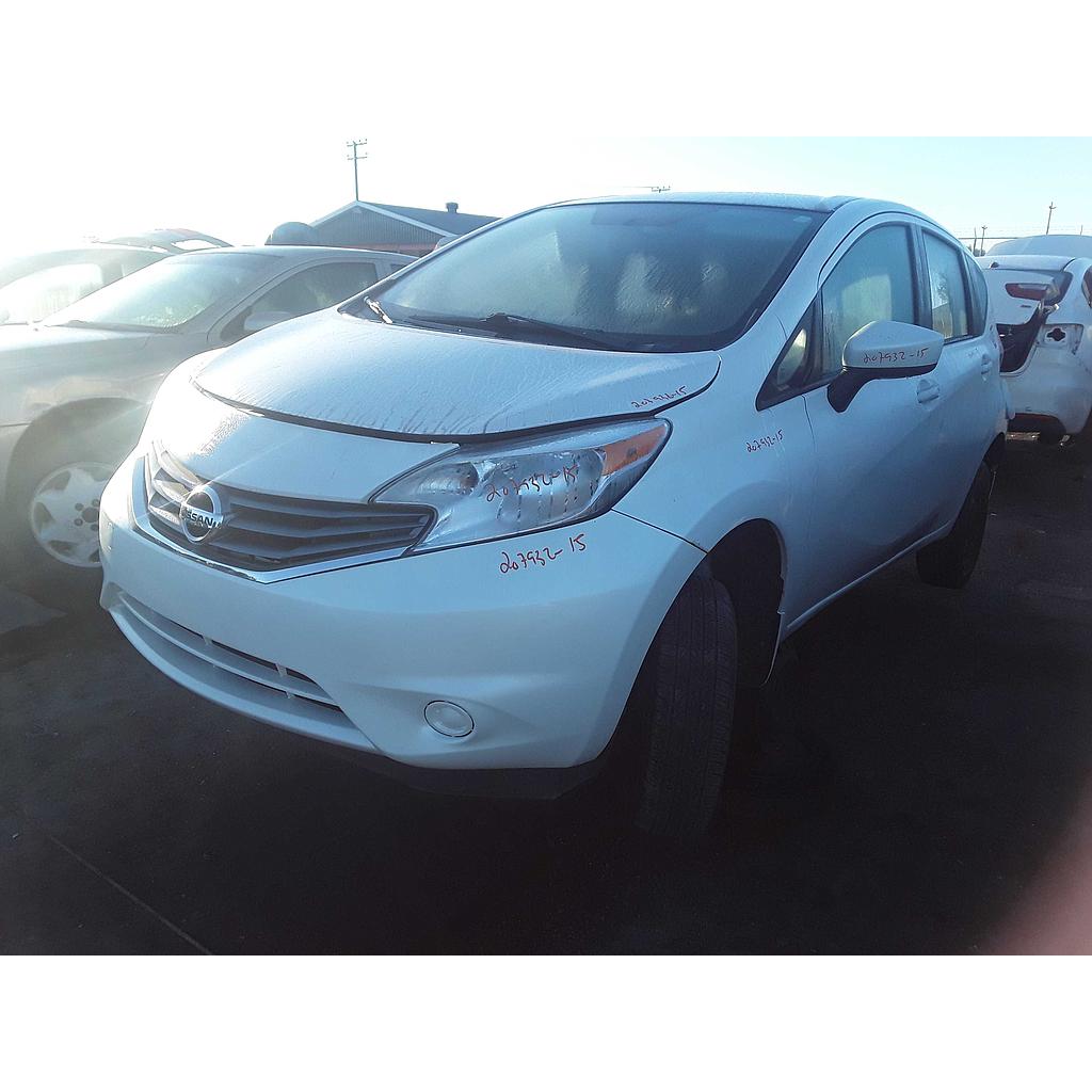 NISSAN VERSA 2015