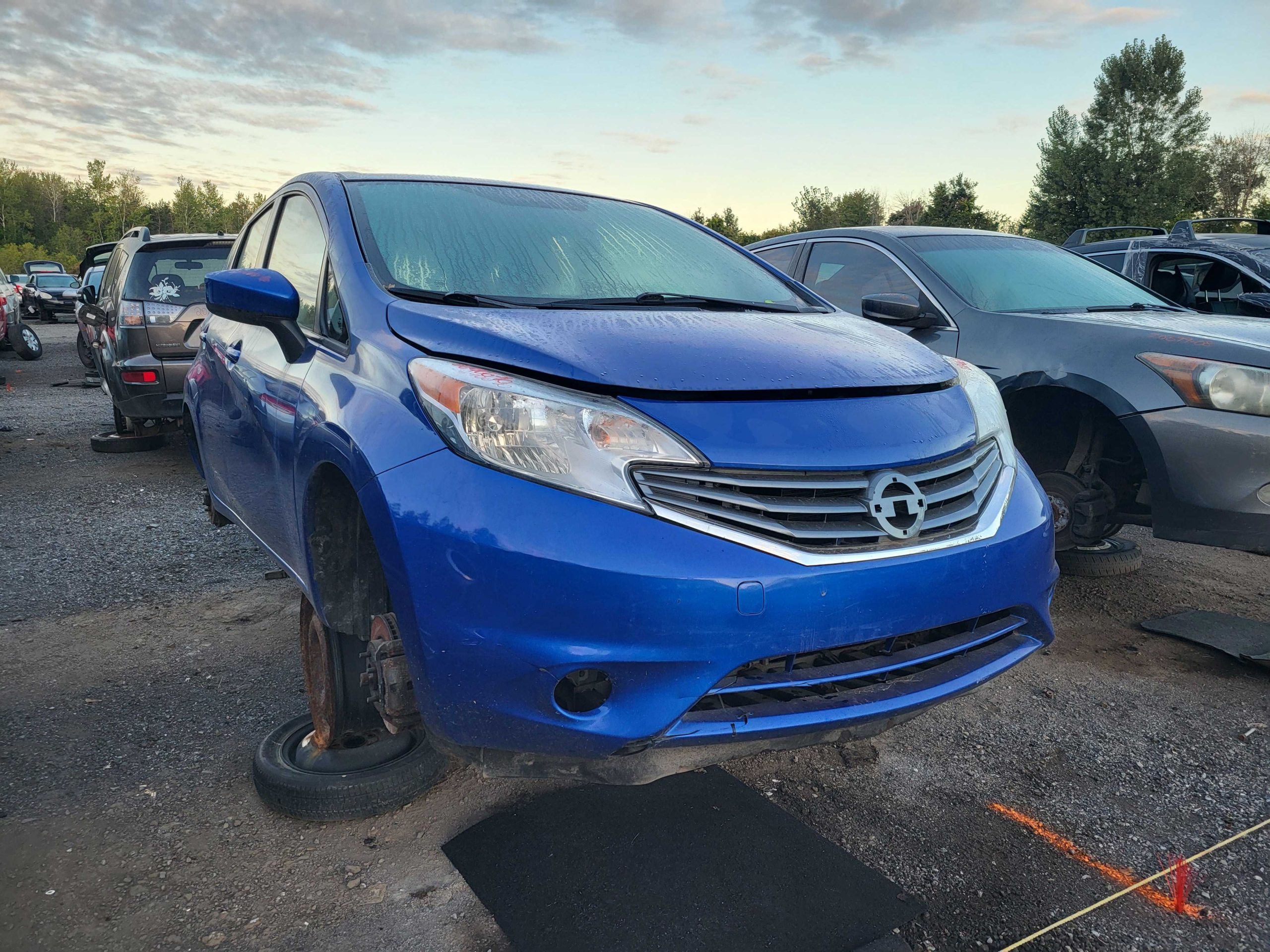 NISSAN VERSA 2016