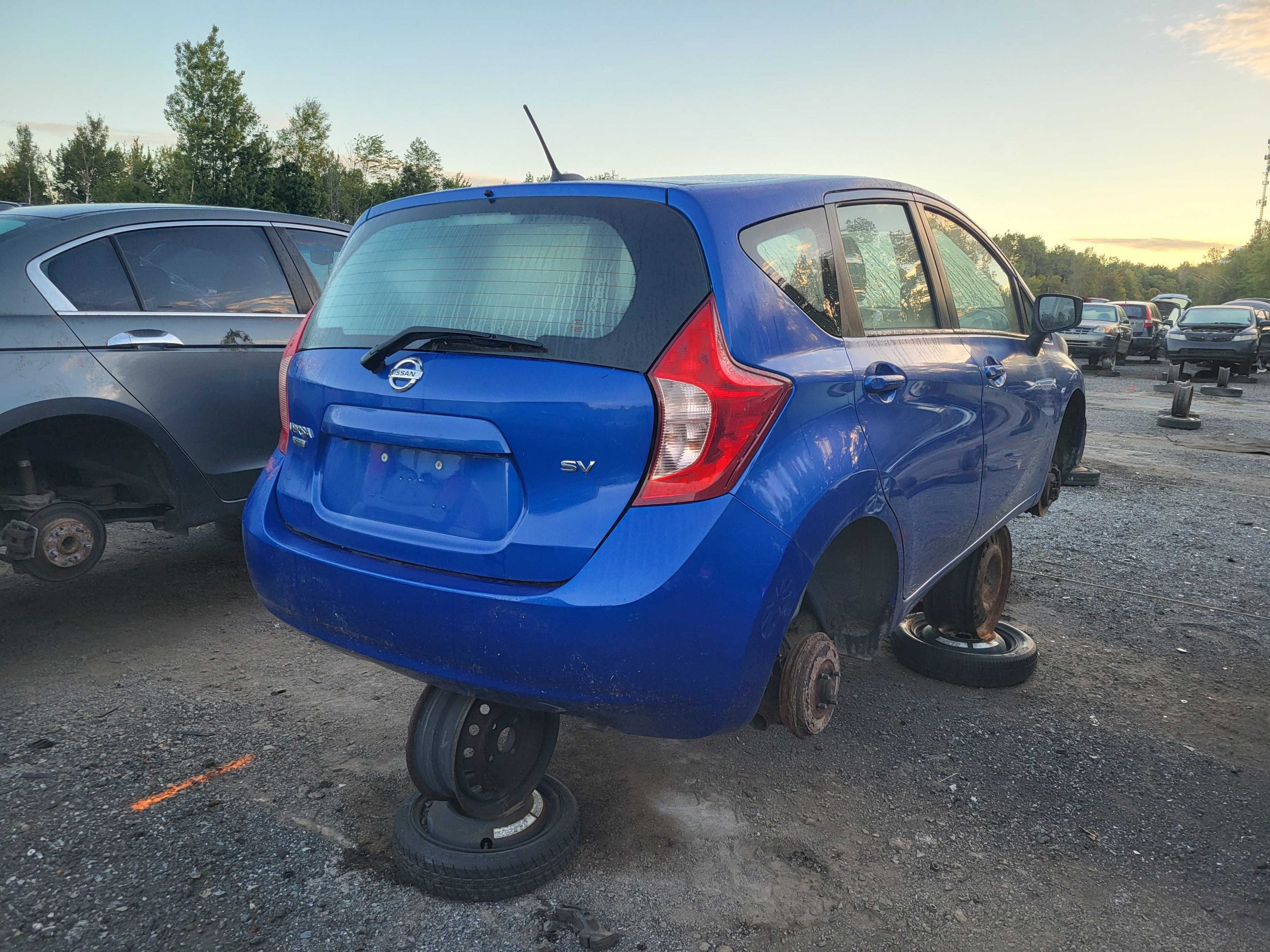 NISSAN VERSA 2016