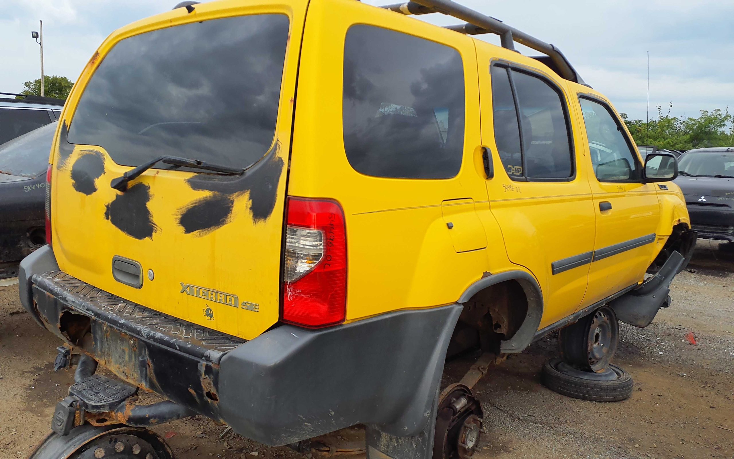 NISSAN XTERRA 2002