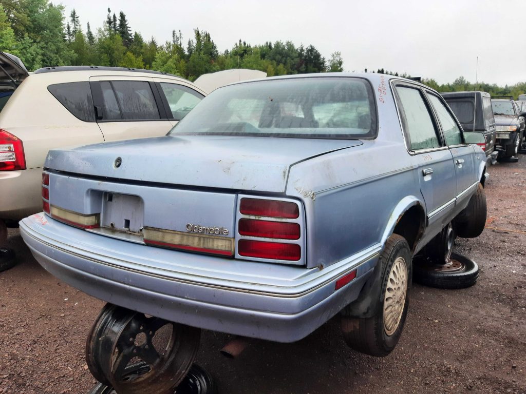 OLDSMOBILE CIERA 1996