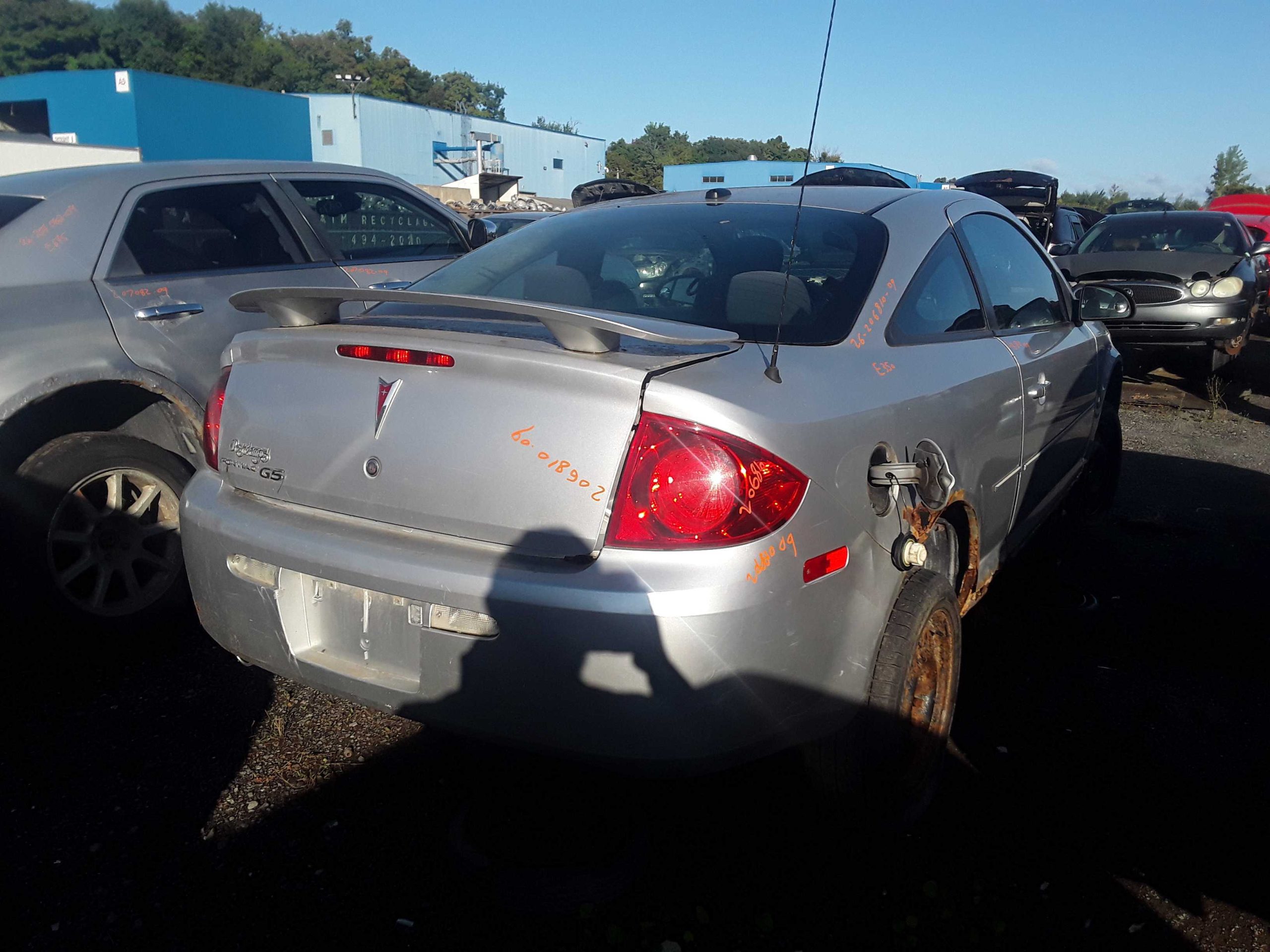 PONTIAC G5 2009