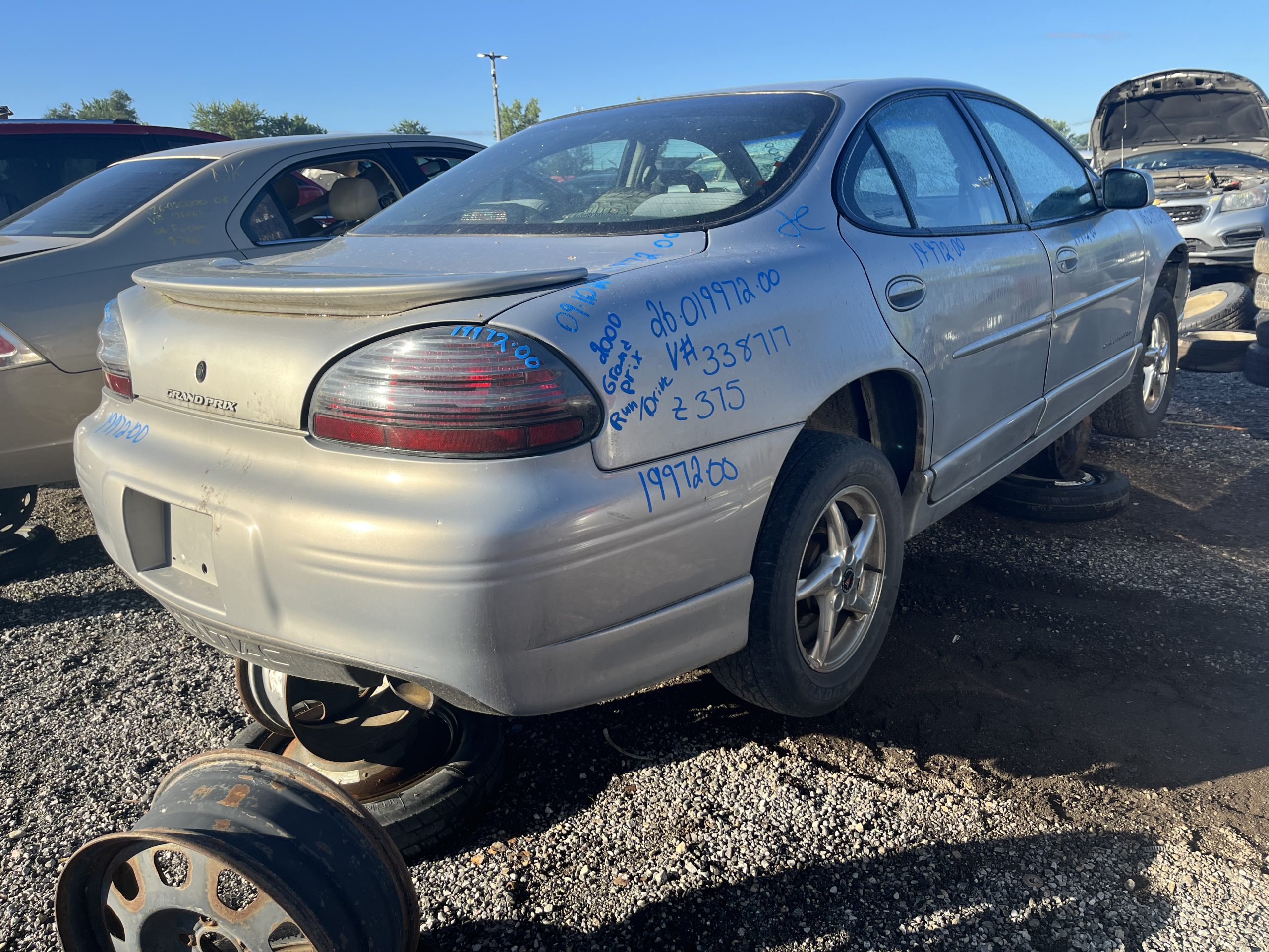 PONTIAC GRAND PRIX 2000