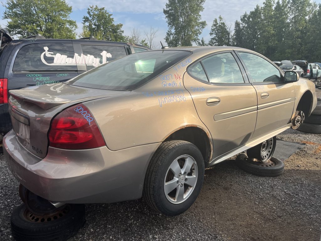 PONTIAC GRAND PRIX 2007
