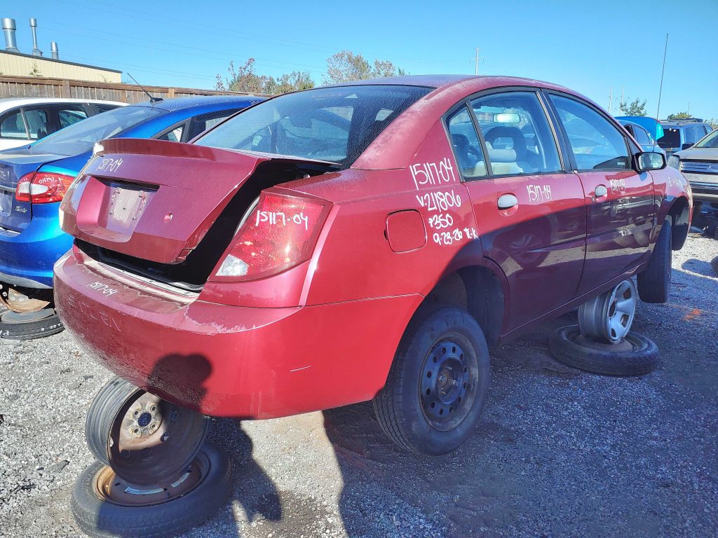 SATURN ION 2004