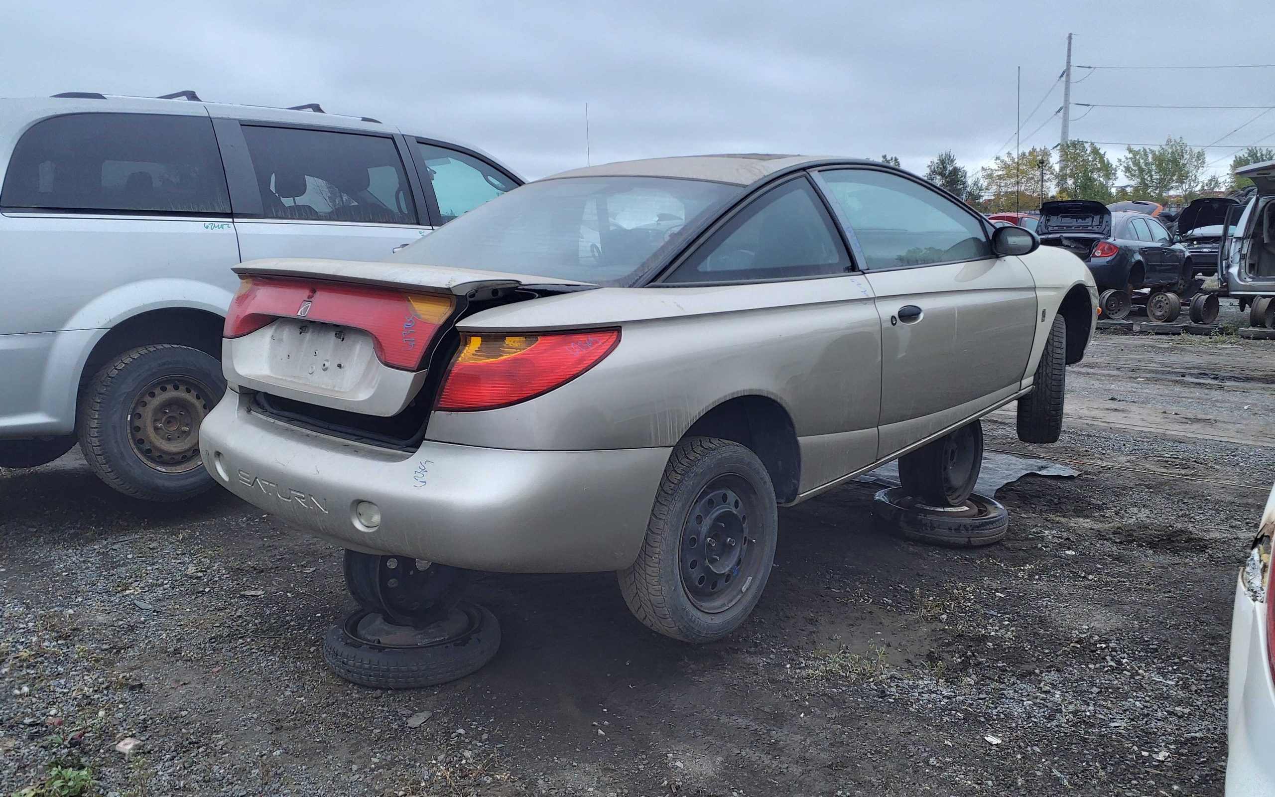 SATURN SC 2002