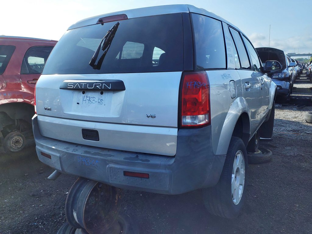 SATURN VUE 2005