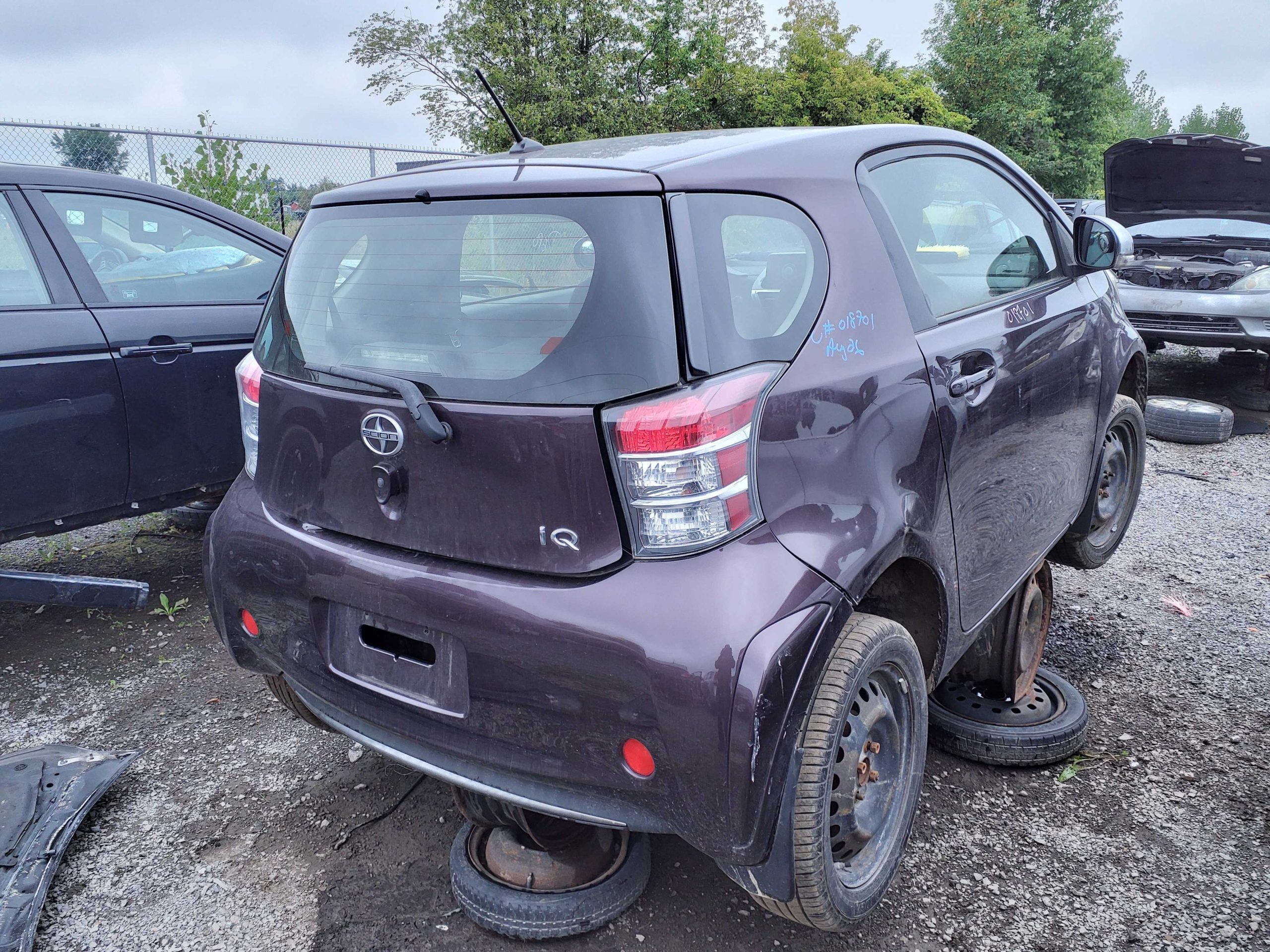 SCION IQ 2012