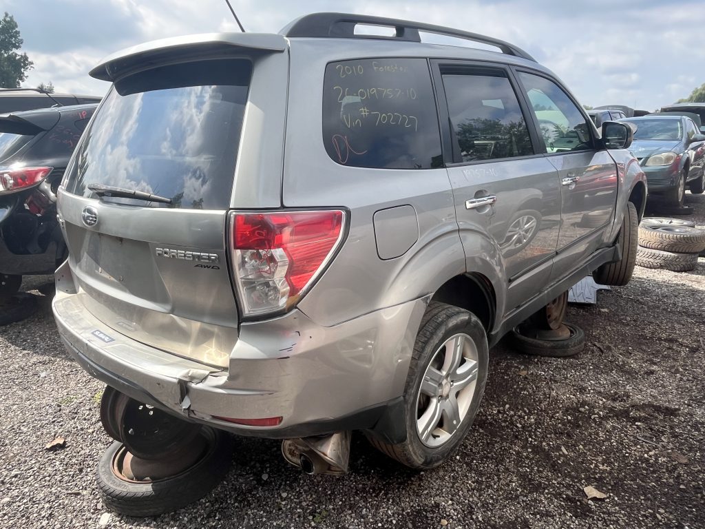 SUBARU FORESTER 2010