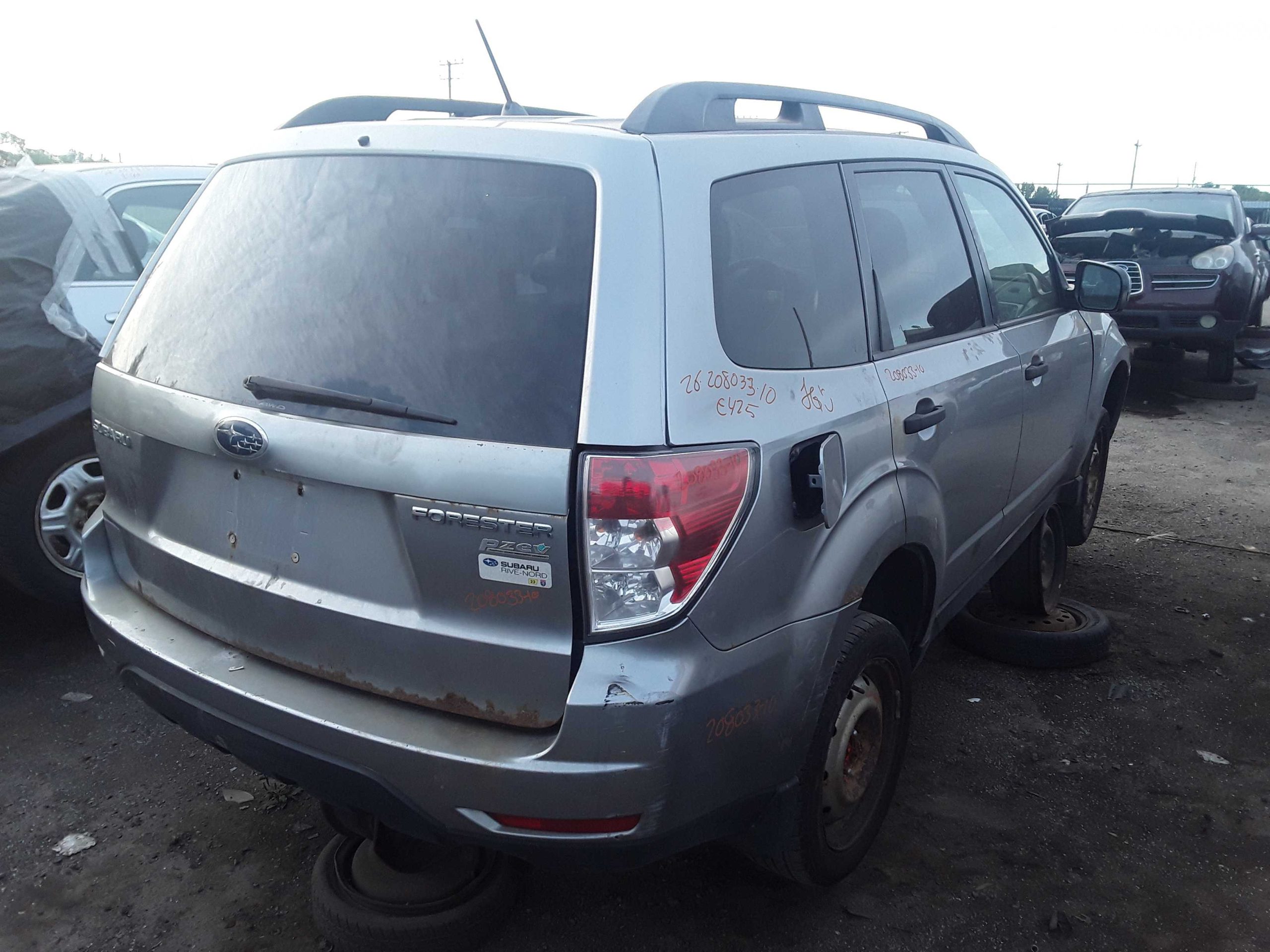SUBARU FORESTER 2010