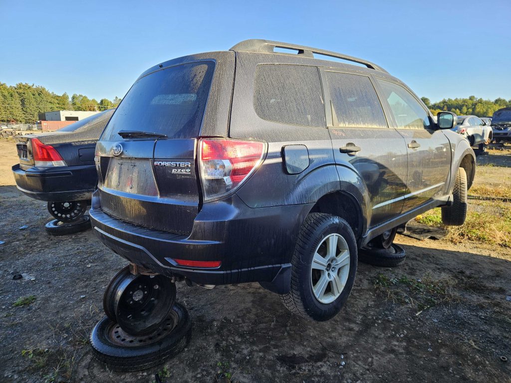 SUBARU FORESTER 2010