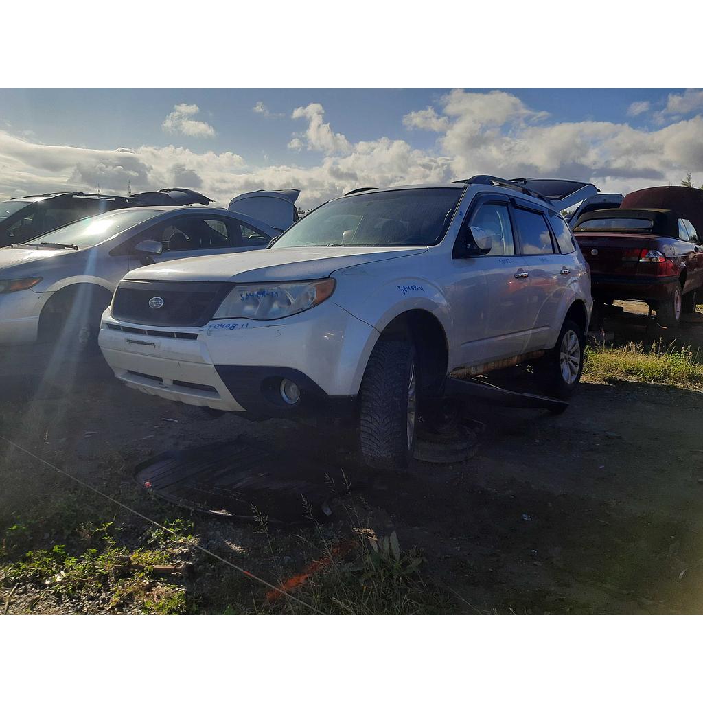 SUBARU FORESTER 2011