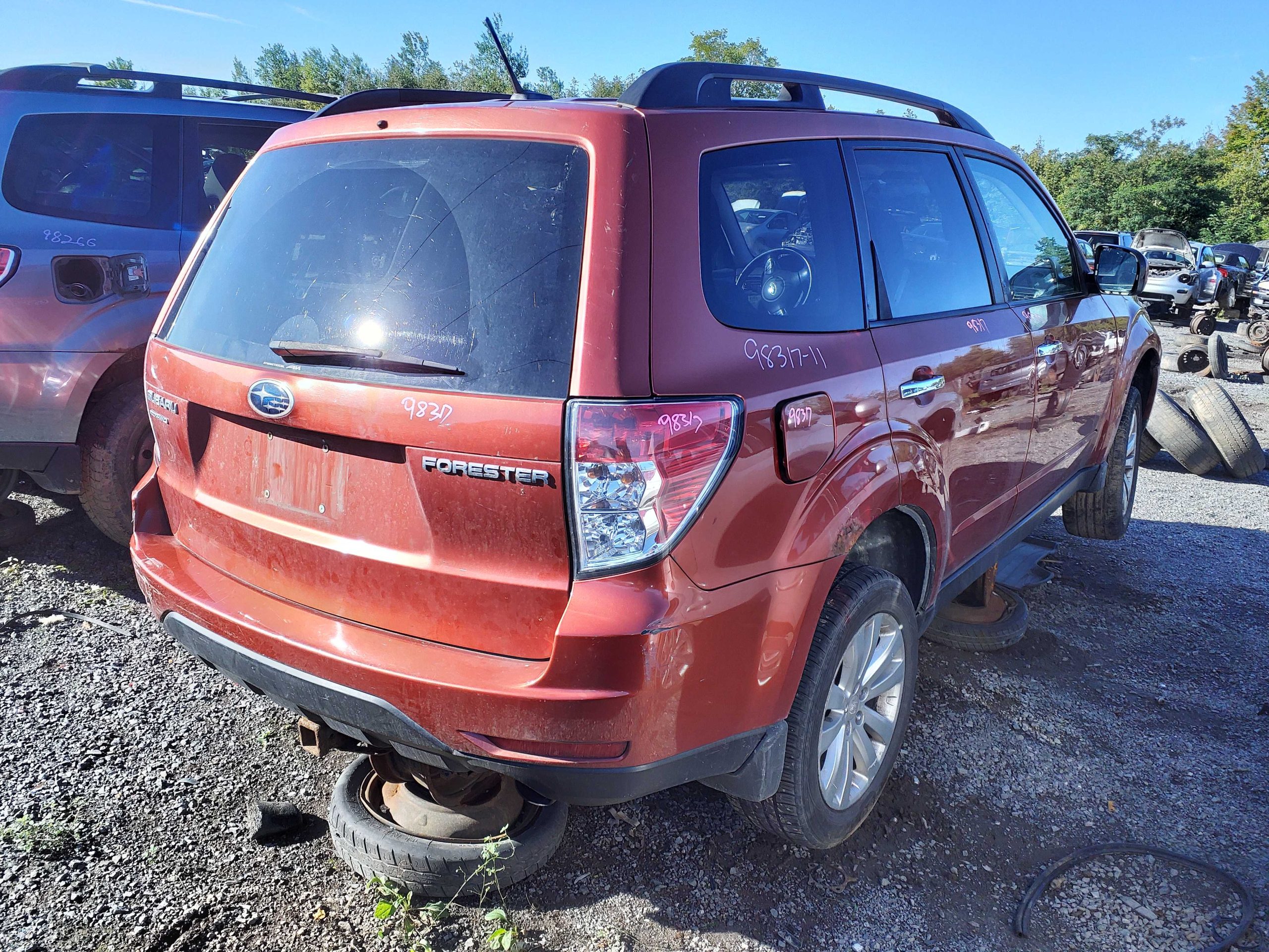 SUBARU FORESTER 2011