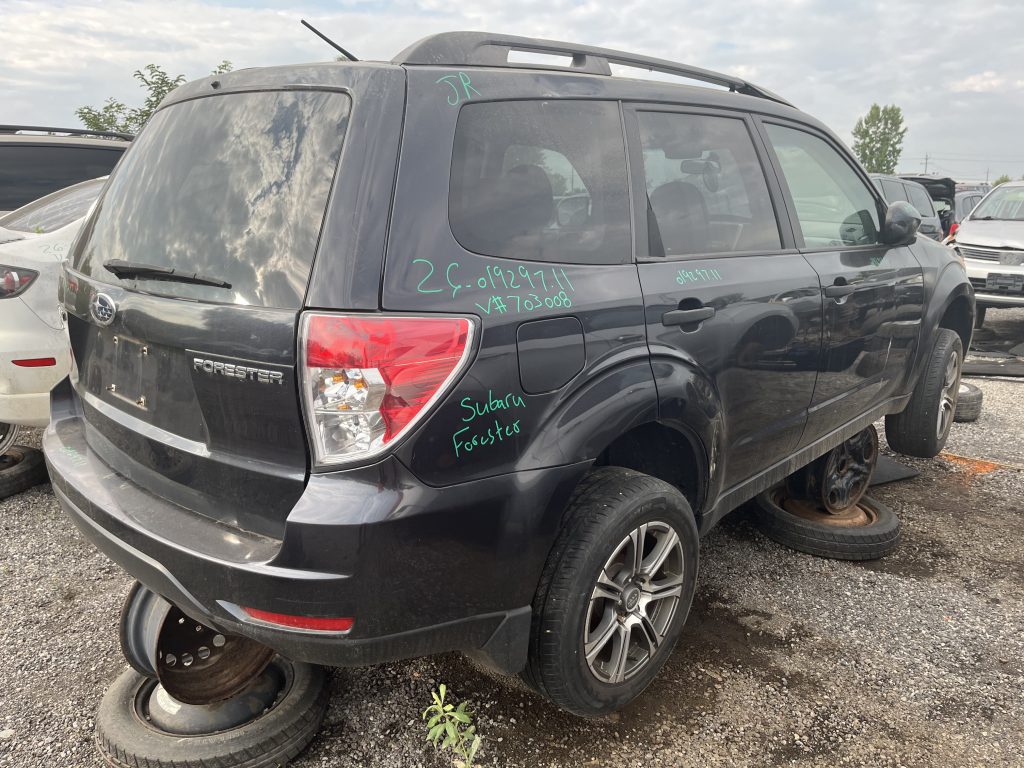 SUBARU FORESTER 2011