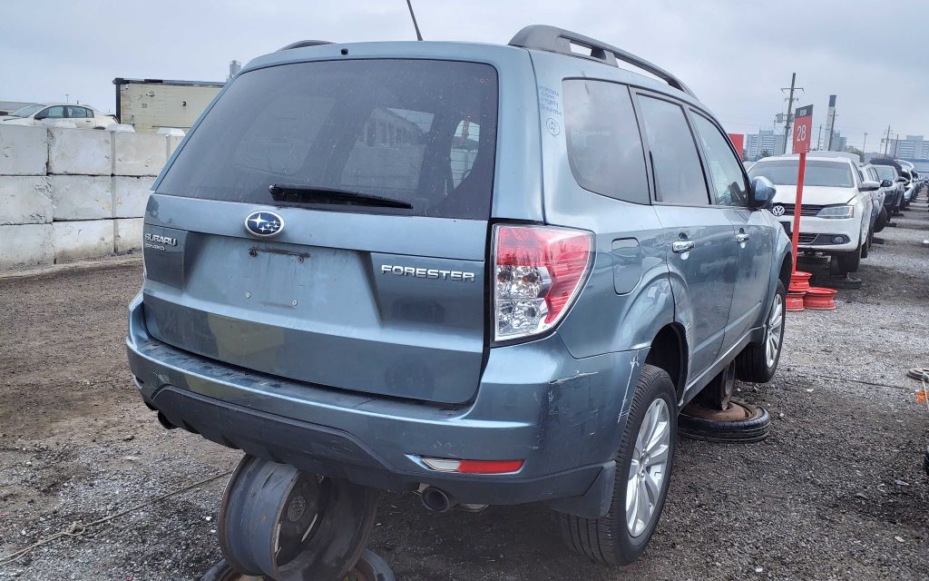 SUBARU FORESTER 2011