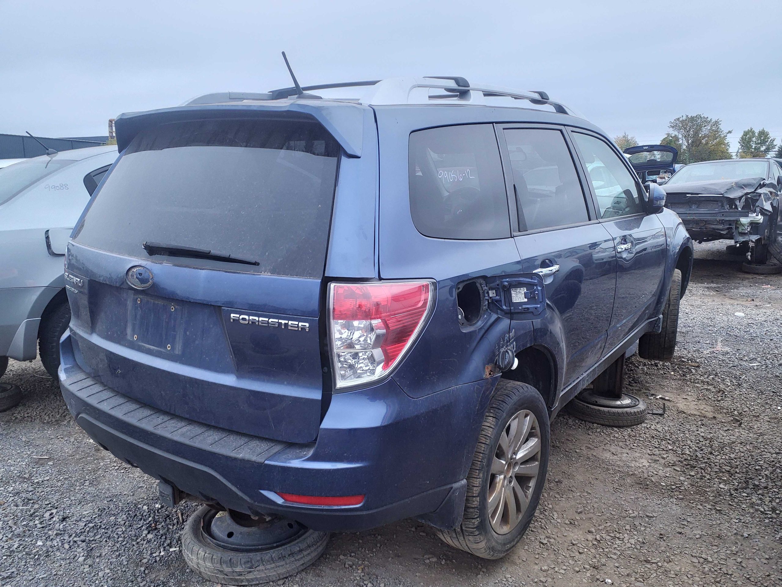 SUBARU FORESTER 2012