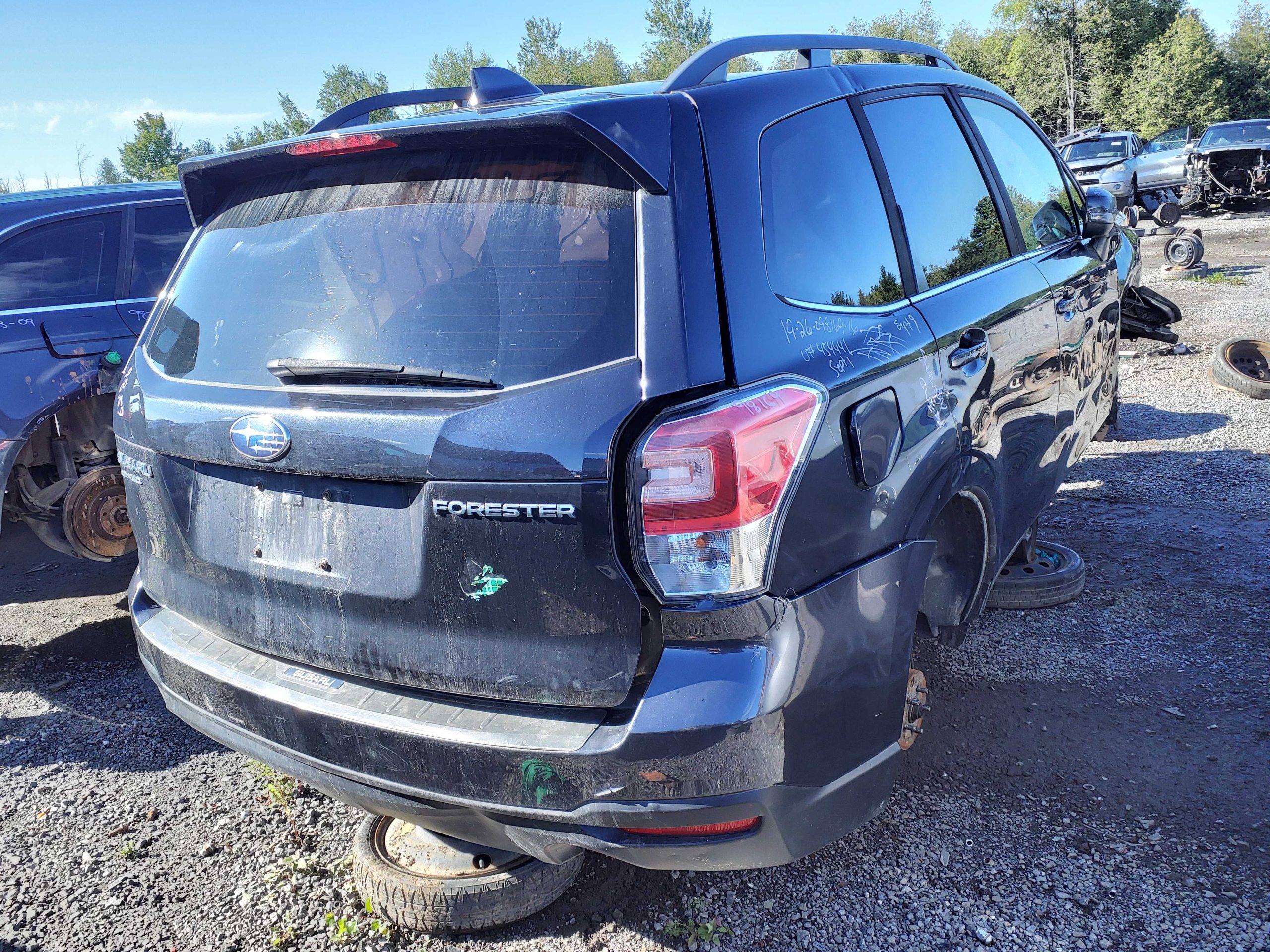 SUBARU FORESTER 2018