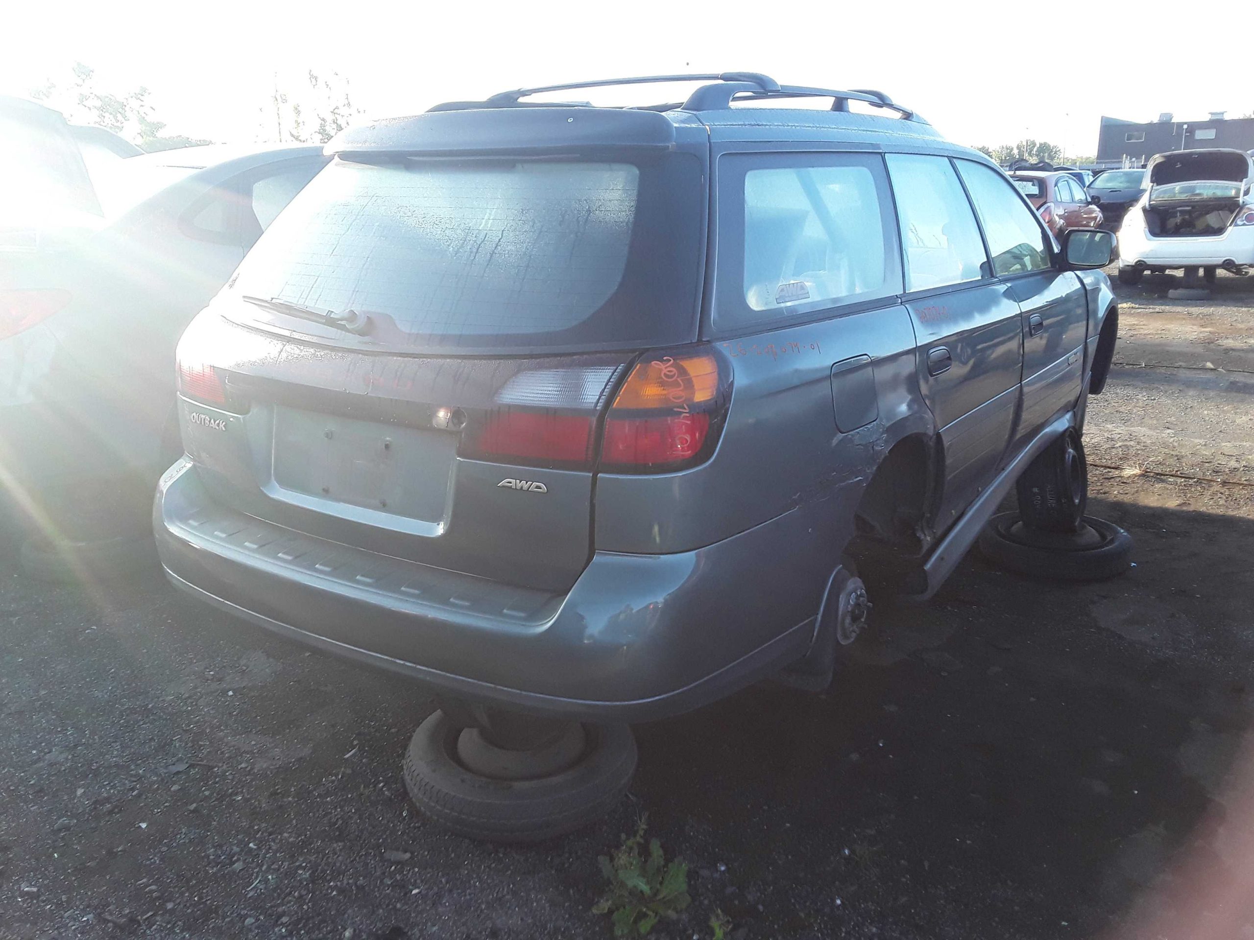 SUBARU LEGACY 2001