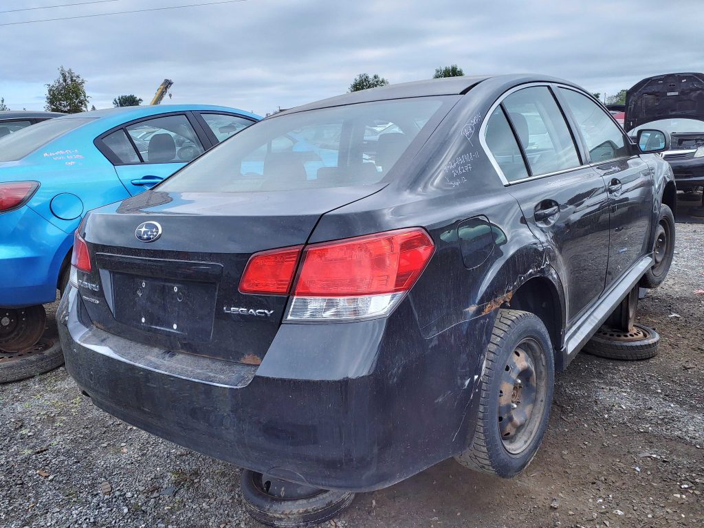SUBARU LEGACY 2011