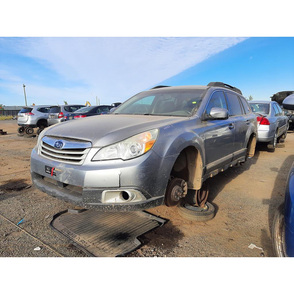 SUBARU OUTBACK 2011
