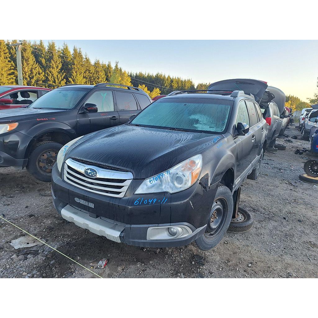 SUBARU OUTBACK 2011