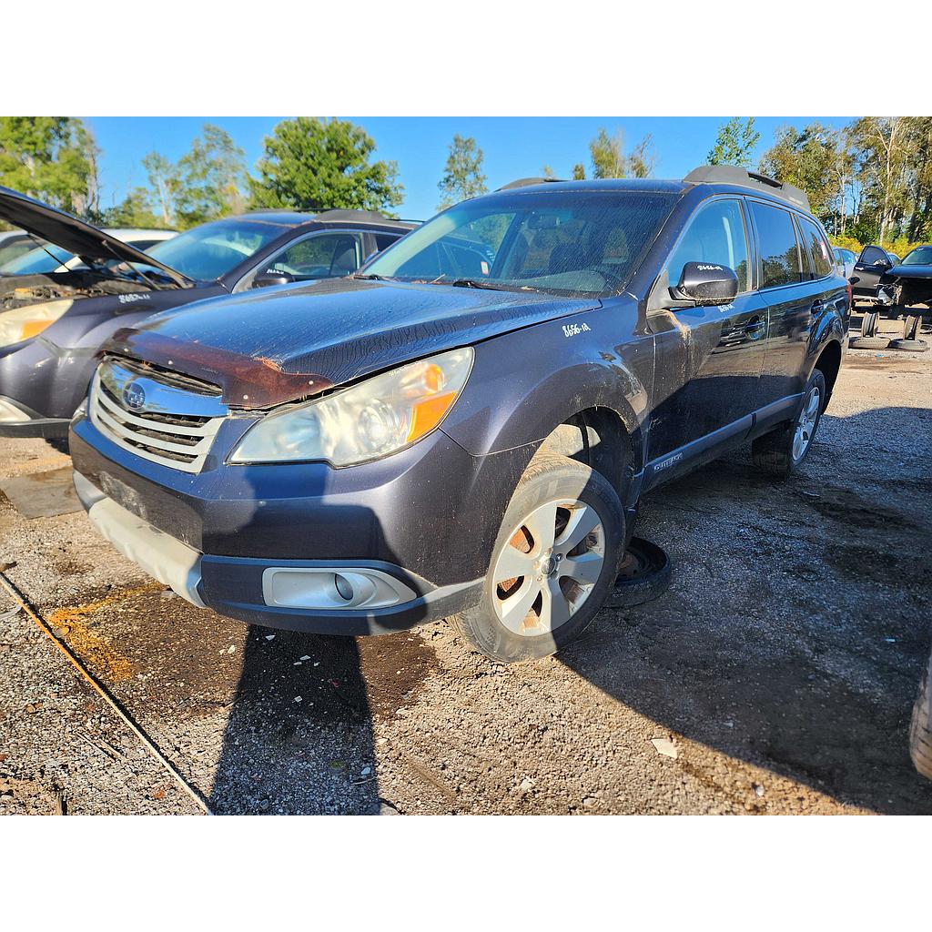 SUBARU OUTBACK 2012