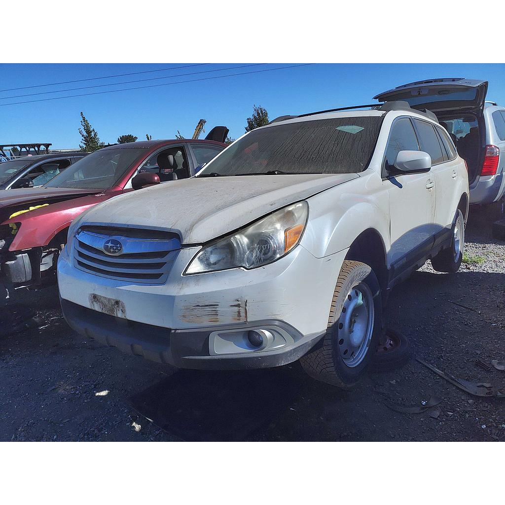 SUBARU OUTBACK 2012
