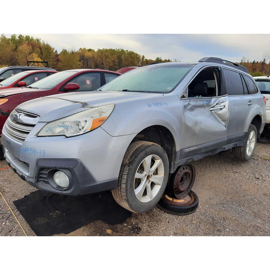 SUBARU OUTBACK 2013