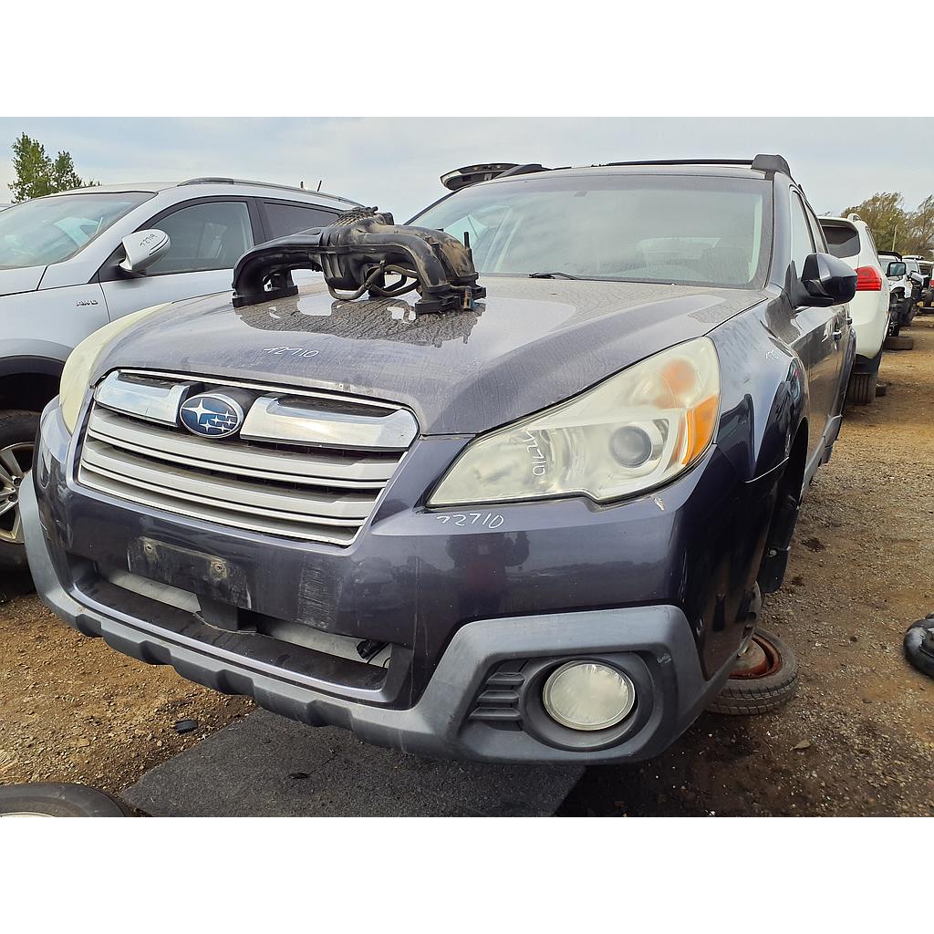 SUBARU OUTBACK 2013