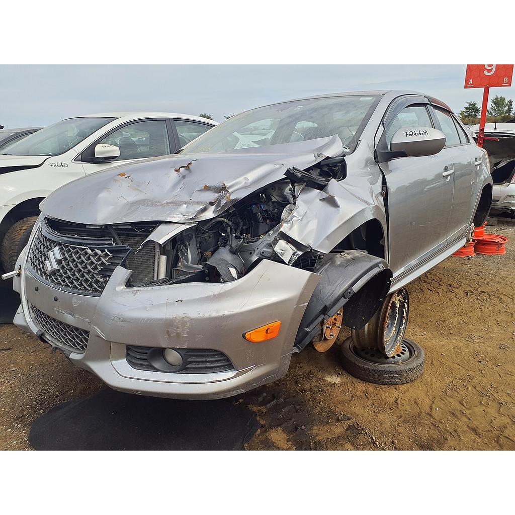 SUZUKI KIZASHI 2011