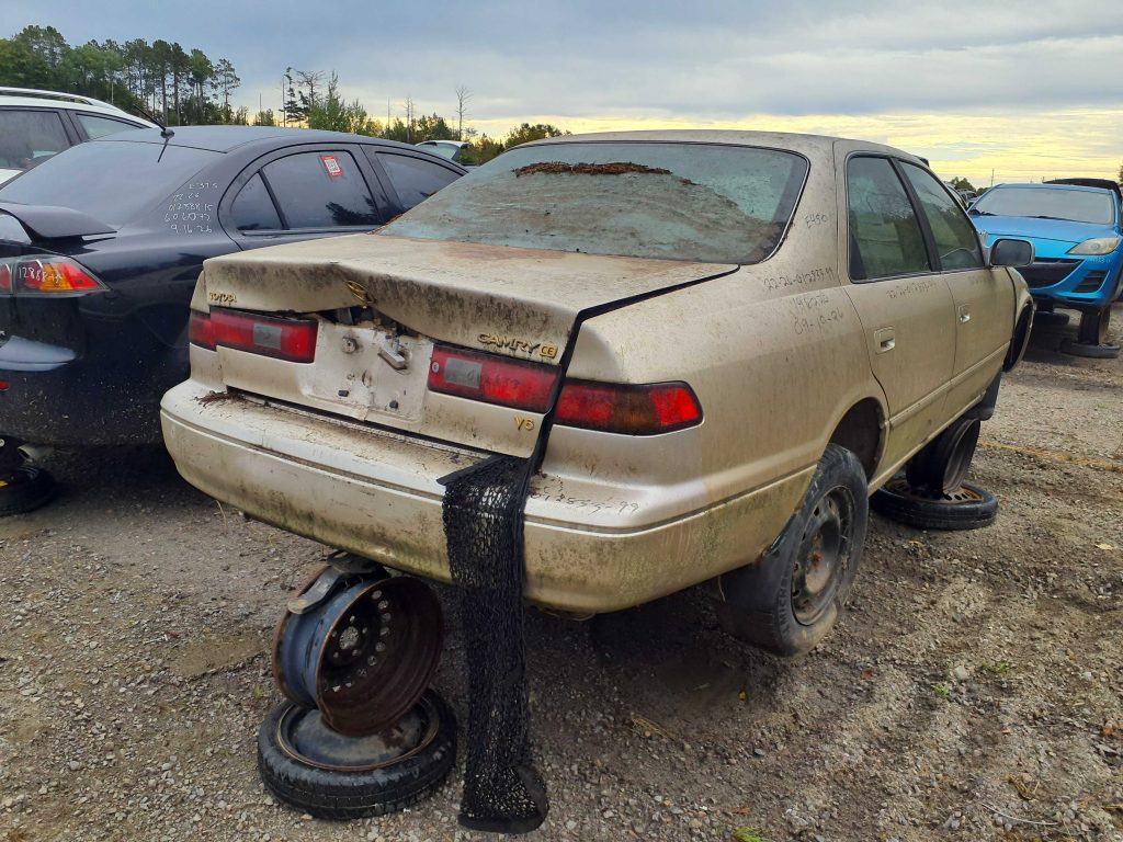 TOYOTA CAMRY 1999