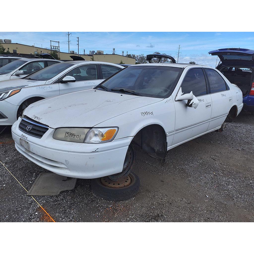 TOYOTA CAMRY 2001