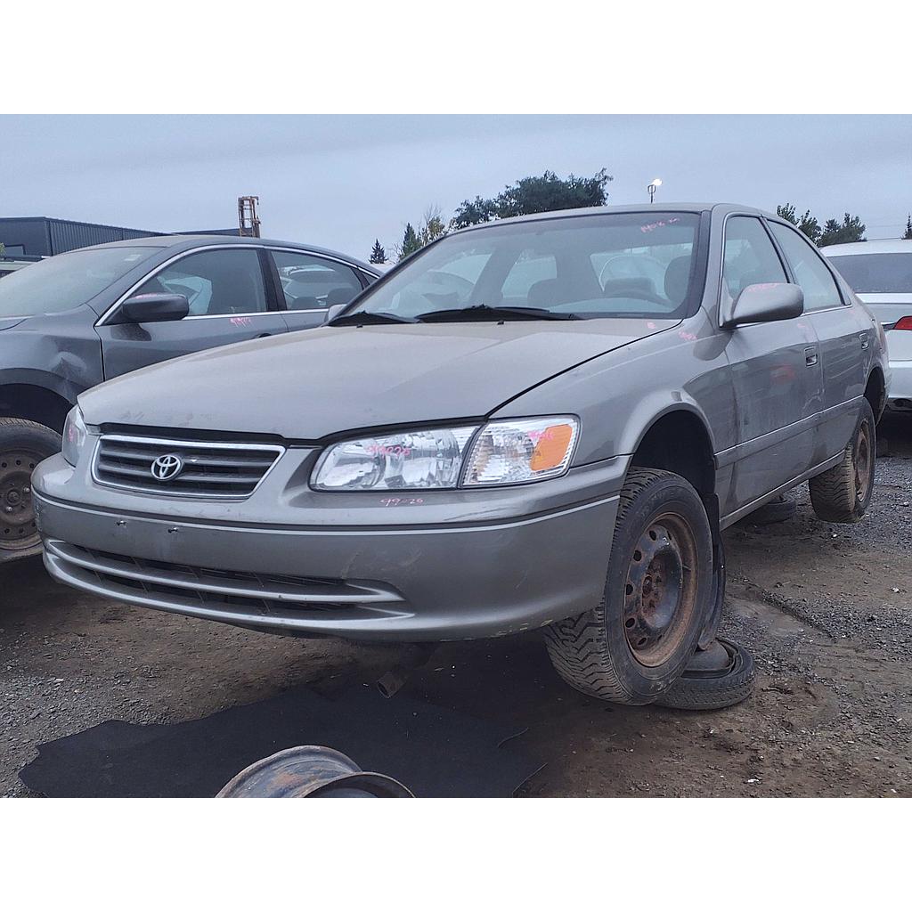 TOYOTA CAMRY 2001