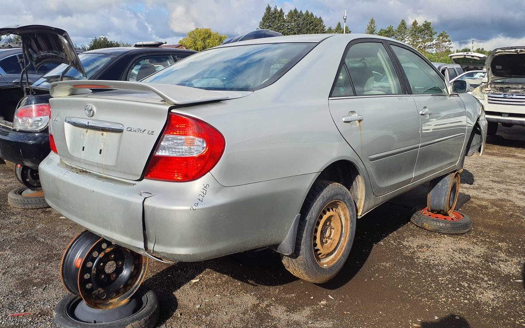 TOYOTA CAMRY 2002