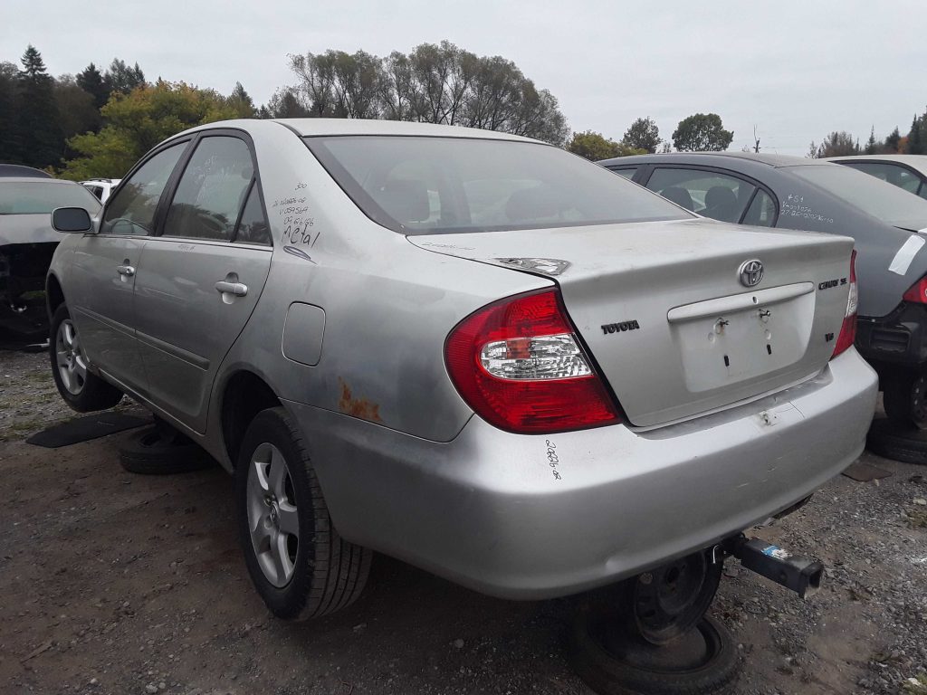 TOYOTA CAMRY 2002