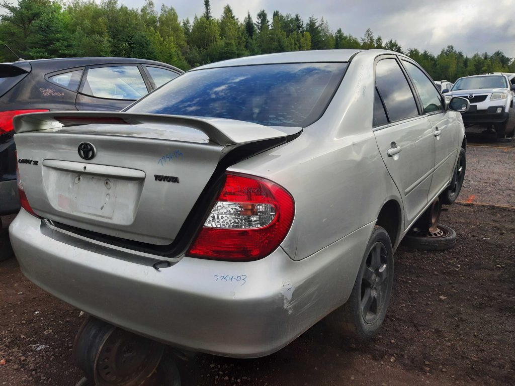 TOYOTA CAMRY 2003