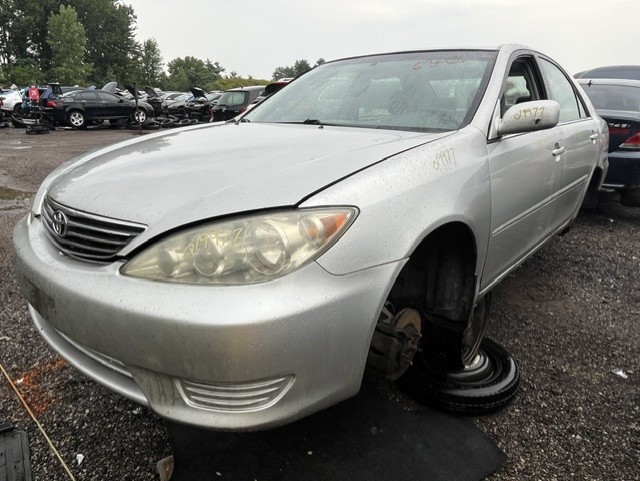 TOYOTA CAMRY 2005