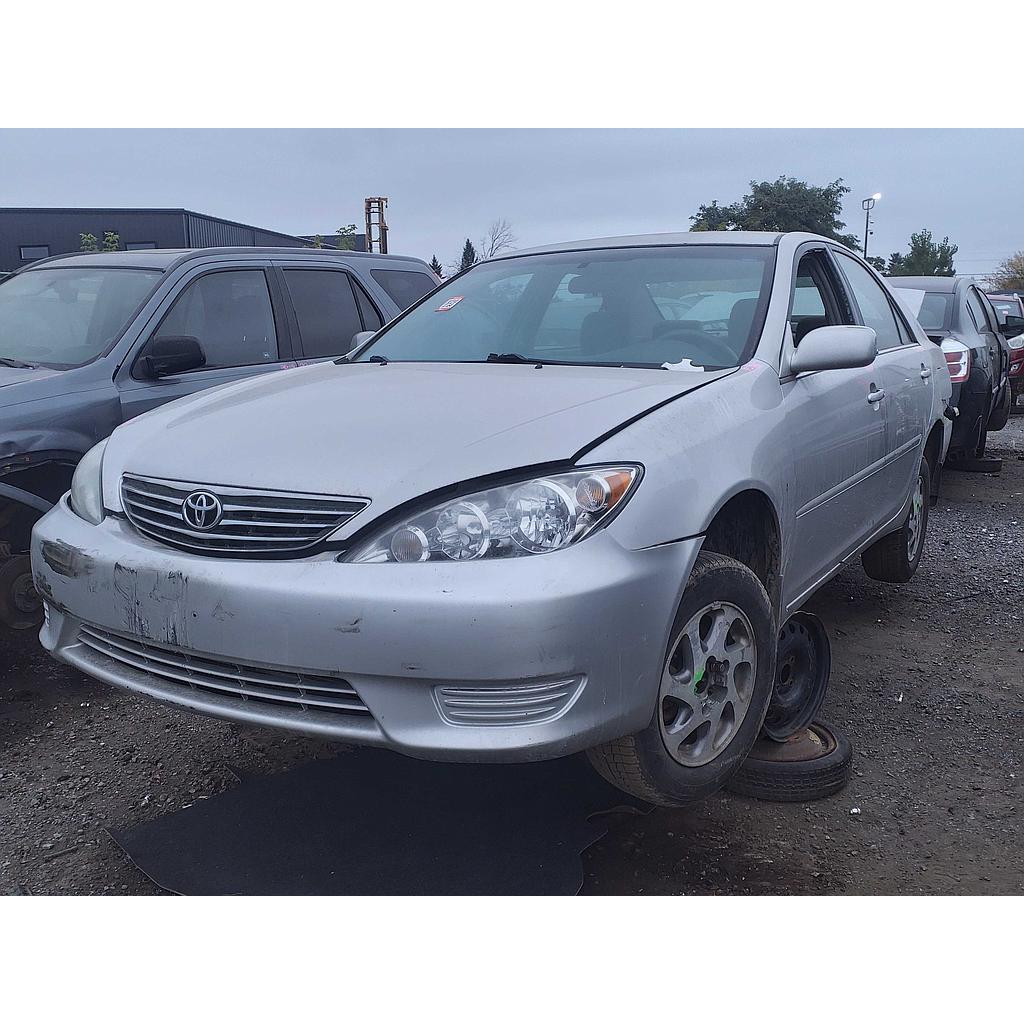 TOYOTA CAMRY 2005