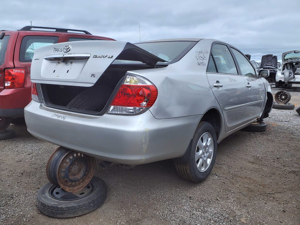 TOYOTA CAMRY 2006