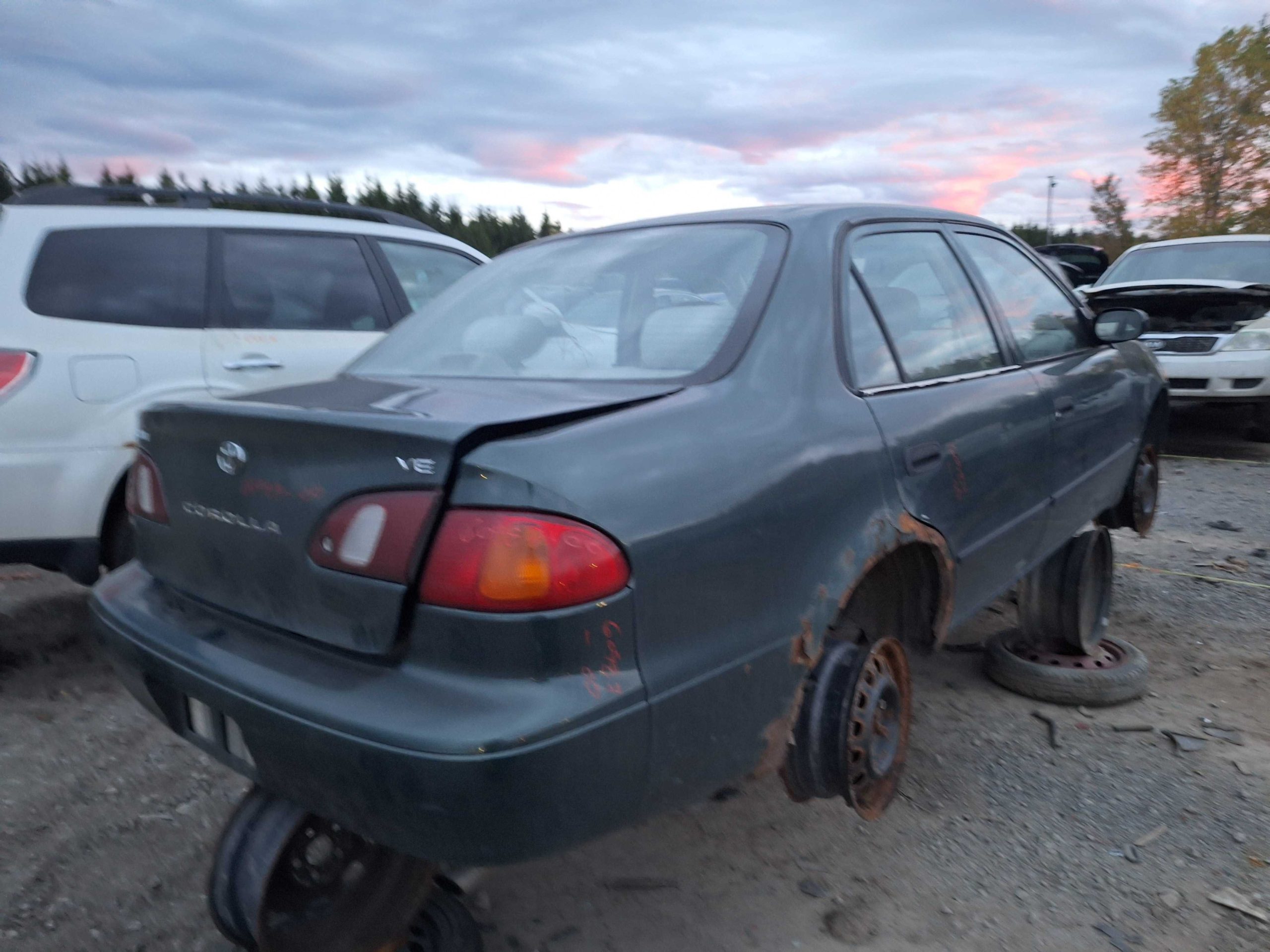 TOYOTA COROLLA 2000