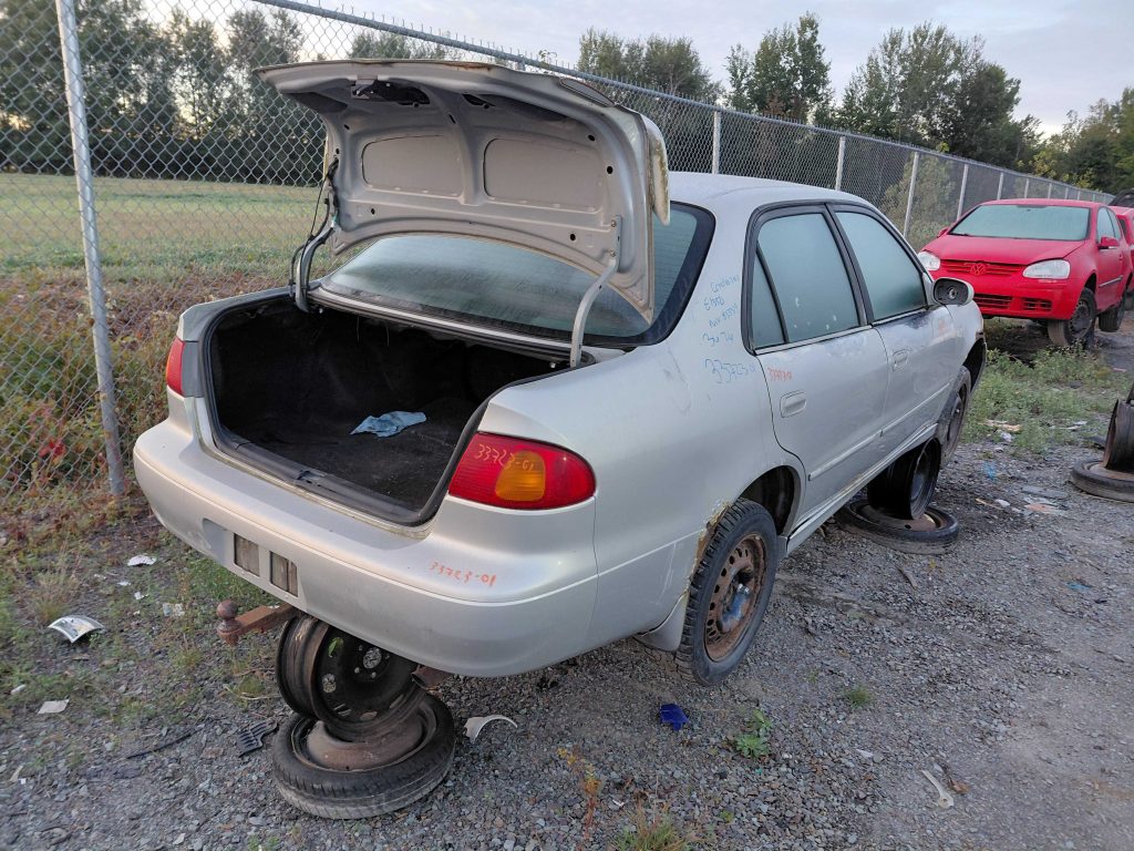 TOYOTA COROLLA 2001