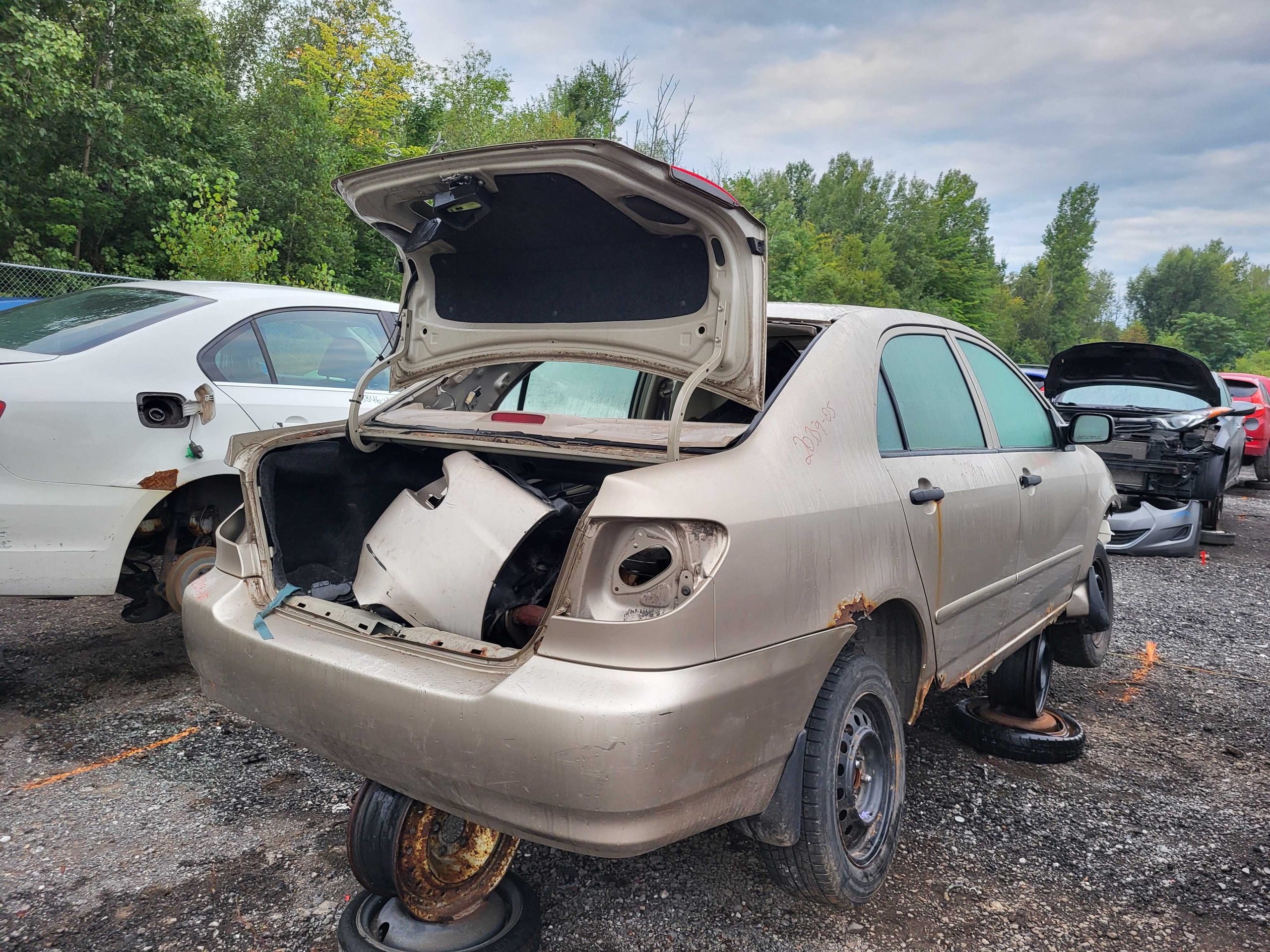 TOYOTA COROLLA 2005