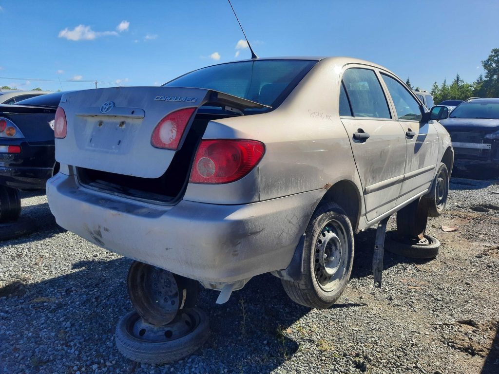 TOYOTA COROLLA 2005