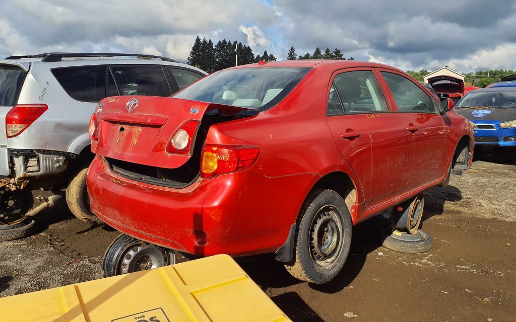 TOYOTA COROLLA 2010